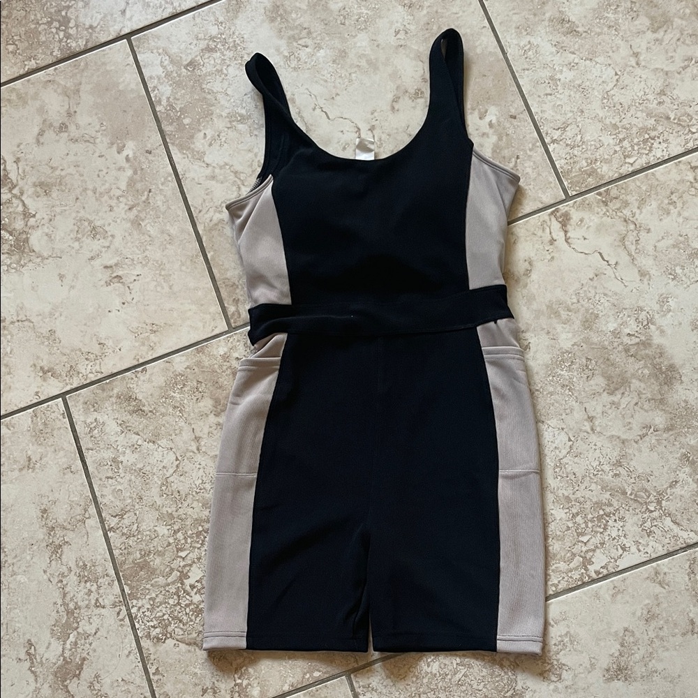 Active Domino ribbed romper size large